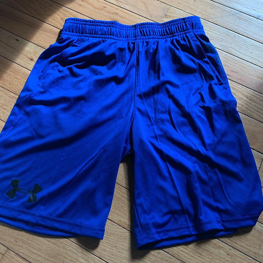 Underarmour boys shorts